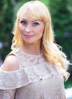 Belle Femme Ukraine Lasya 55 ans