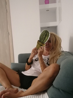 Rencontre Femme Russe - Natalia 54 ans - UE2858 - Photo 2