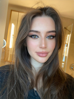 Belle Femme Ukraine Zara 24 ans