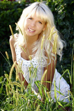 Rencontre Femme Russe - Elena 39 ans - UE430 - Photo 2